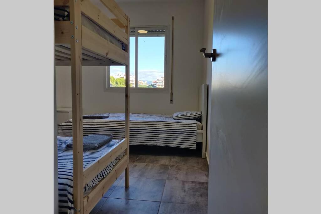 2 Bedroom In Salou Center With Pool And Parking Екстериор снимка